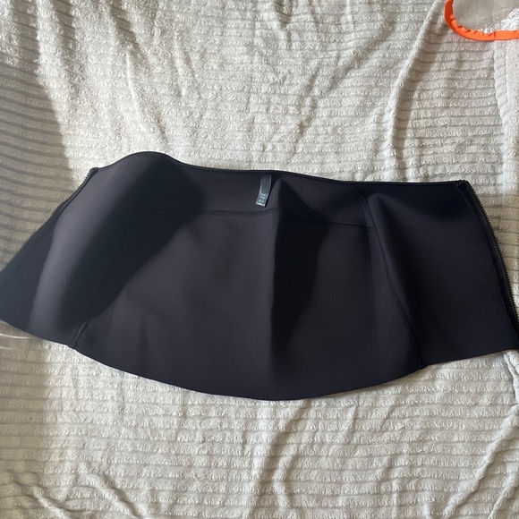 SKIMS Black Swim Skirt onyx medium - Picture 6 of 7